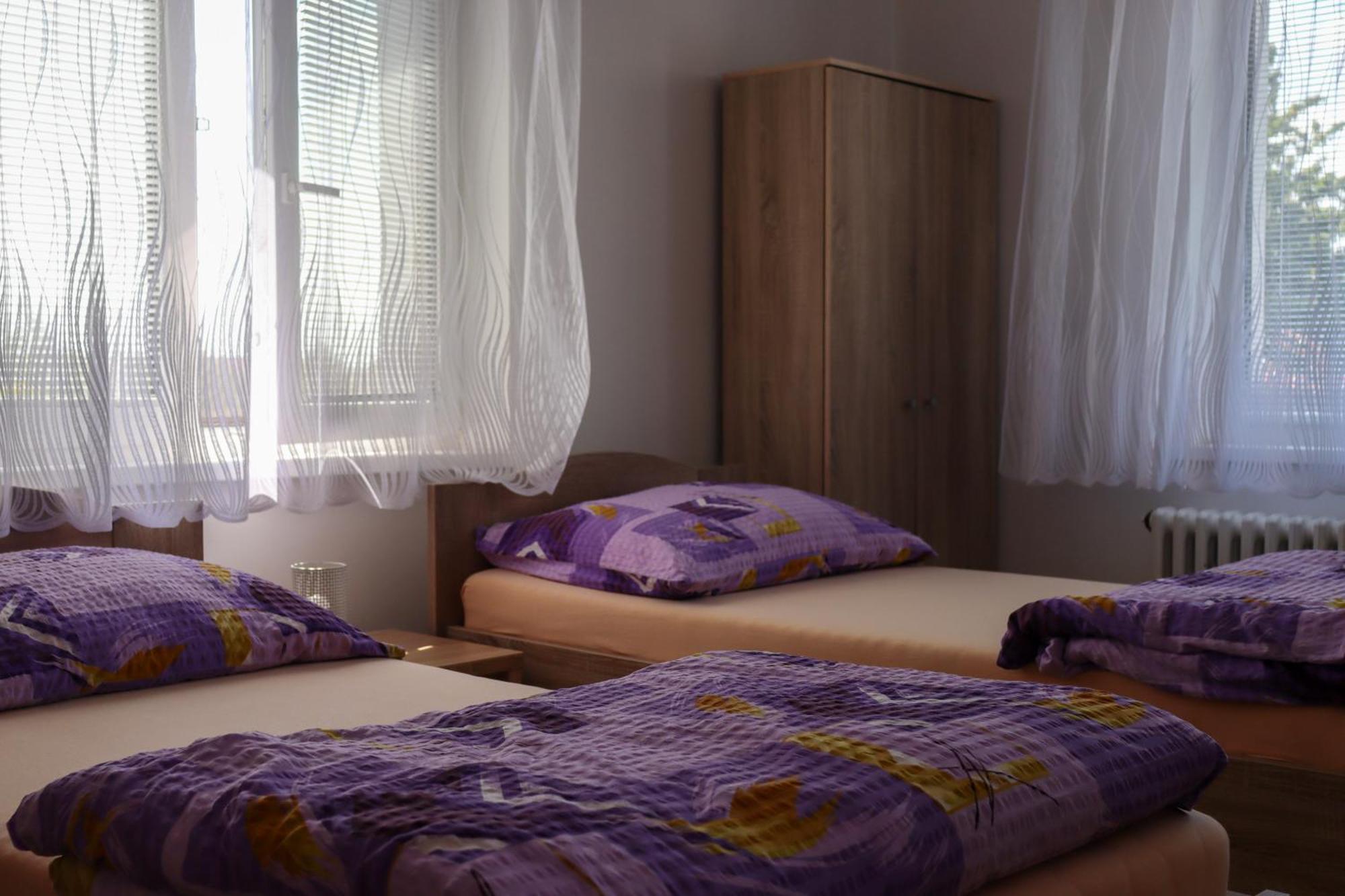 Eva Homestay *